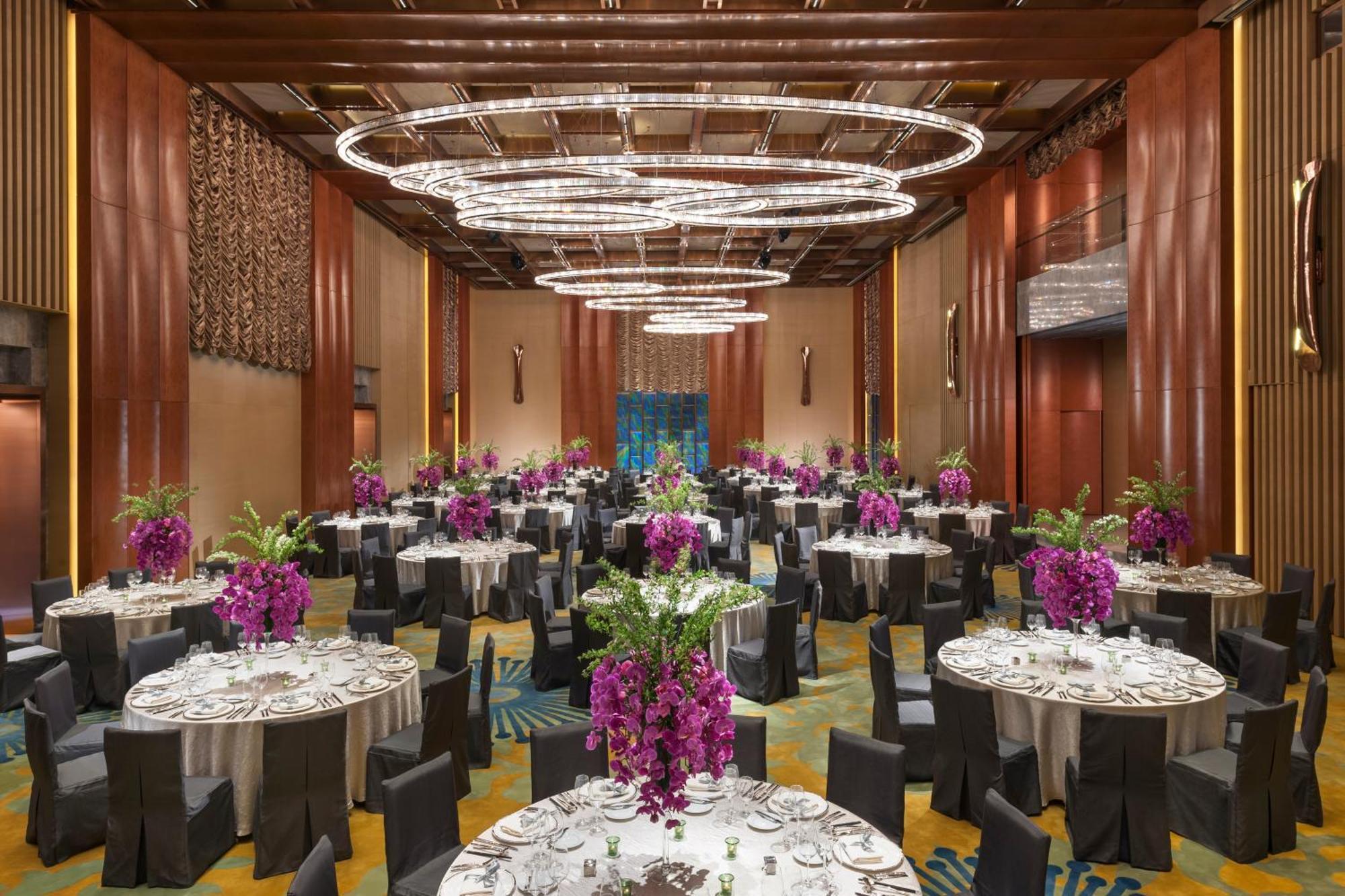 Mandarin Oriental Pudong, Shanghai Hotel Exterior photo